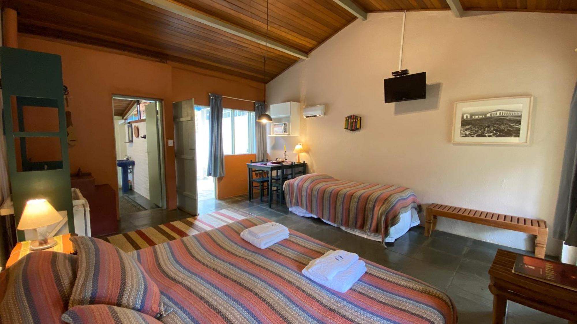 Dos Anjos Inn Cunha